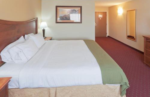 Fort Pierre Hotel | Holiday Inn Express Hotel & Suites Pierre-Fort Pierre by IHG