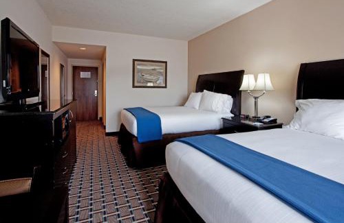 South View Hotel | Holiday Inn Express Hotel & Suites Hope Mills-Fayetteville Airport by IHG