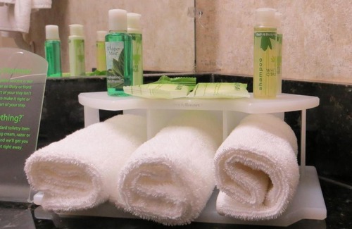 Kannapolis Hotel | Holiday Inn Express Hotel & Suites - Concord by IHG