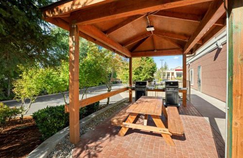 Marysville Hotel | Holiday Inn Express Hotel & Suites Marysville by IHG