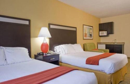 Acworth Hotel | Holiday Inn Express Hotel & Suites Kennesaw Northwest - Acworth by IHG
