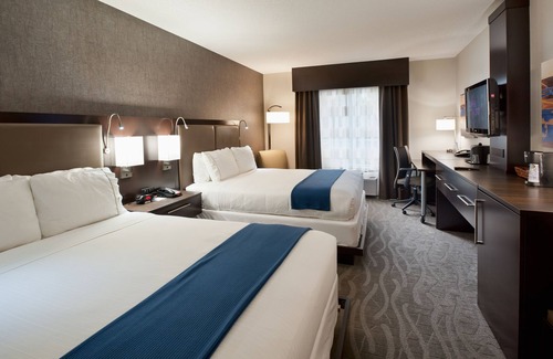 Dayton Hotel | Holiday Inn Express Hotel & Suites Dayton South - I-675 by IHG
