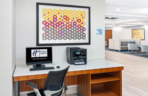 Lansing Hotel | Holiday Inn Express Hotel & Suites Chicago South Lansing by IHG
