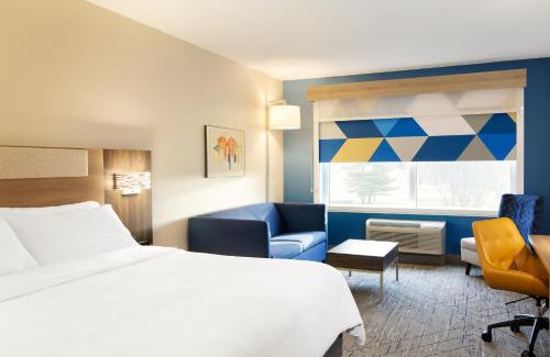Sanford Hotel | Holiday Inn Express Hotel & Suites Sanford by IHG