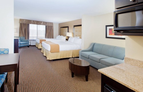 Cordele Hotel | Holiday Inn Express Hotel & Suites CORDELE NORTH by IHG