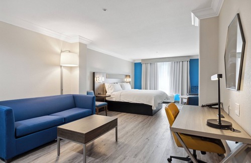 Nut Tree Hotel | Holiday Inn Express Hotel & Suites Vacaville by IHG