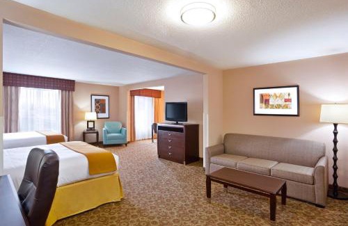 Van Wert Hotel | Holiday Inn Express Hotel & Suites Van Wert by IHG