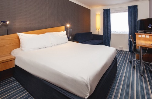 Inverness Hotel | Holiday Inn Express Inverness by IHG