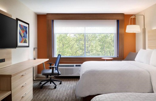 Wendel Hotel | Holiday Inn Express Irwin (PA TPK Exit 67) by IHG