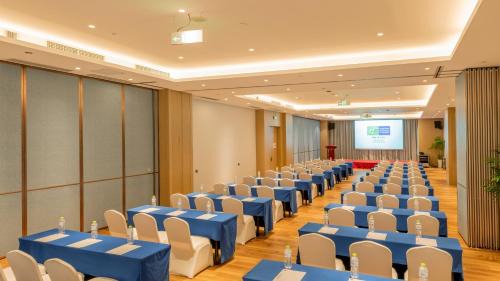 Luozhuang District Hotel | Holiday Inn Express Linyi Riverside by IHG