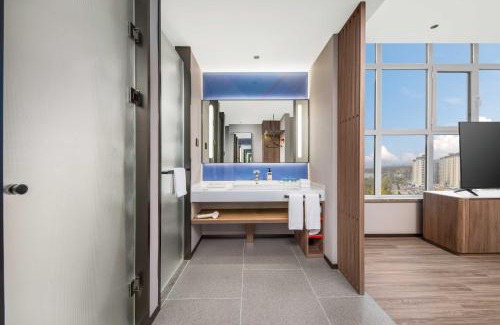 Xing County Hotel | Holiday Inn Express Lvliang Xing County