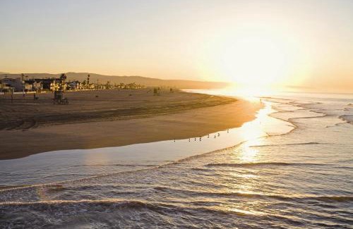 Santa Ana Heights Resort | Holiday Inn Express Newport Beach by IHG