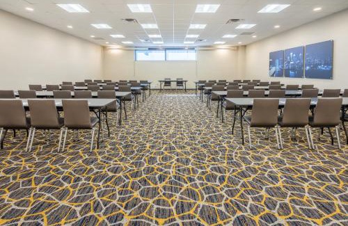 Midtown Village Hotel | Holiday Inn Express Philadelphia-Midtown by IHG