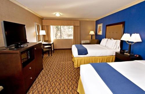 Port Hueneme Hotel | Holiday Inn Express Port Hueneme by IHG