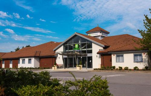 Portsmouth Hotel | Holiday Inn Express Portsmouth – North by IHG