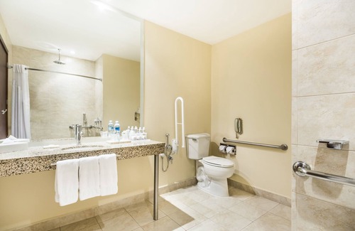 La Colon Hotel | Holiday Inn Express Quito by IHG
