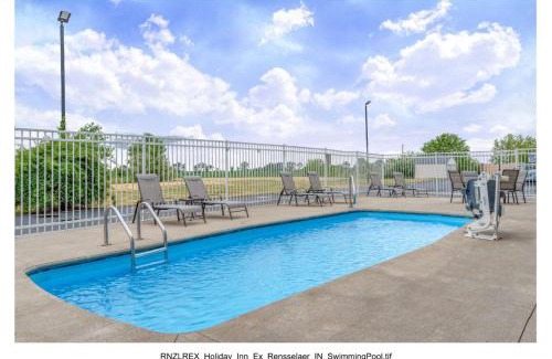 Rensselaer Hotel | Holiday Inn Express - Rensselaer by IHG