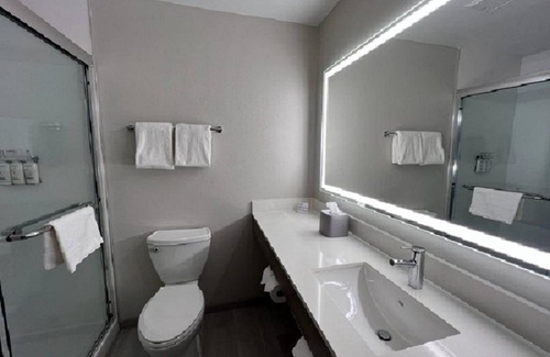 Rensselaer Hotel | Holiday Inn Express Rensselaer by IHG