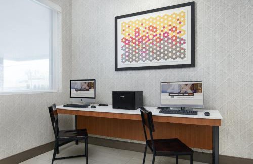 Richmond Hotel | Holiday Inn Express Richmond - Midtown by IHG