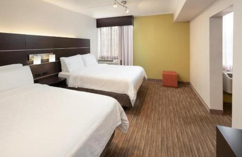 North Greece Hotel | Holiday Inn Express Rochester-Greece