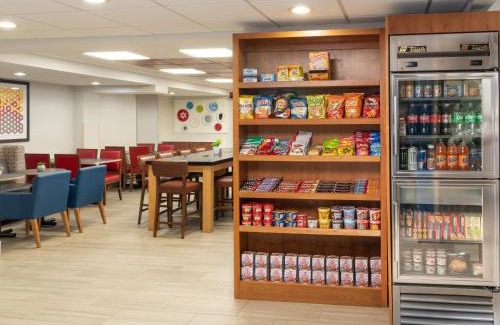 North Greece Hotel | Holiday Inn Express Rochester-Greece