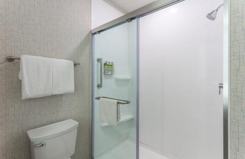 Loves Park Hotel | Holiday Inn Express Rockford-Loves Park by IHG