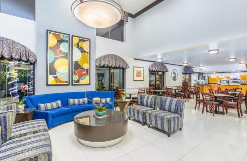 Midway-Pacific Highway Hotel | Holiday Inn Express San Diego - Sea World Area by IHG
