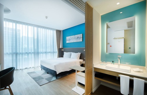 Pudong Hotel | Holiday Inn Express Shanghai Zhangjiang by IHG