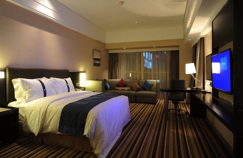 He Ping Hotel | Holiday Inn Express Shenyang Golden Corridor by IHG