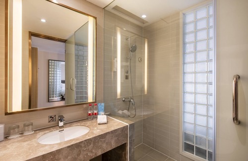 He Ping Hotel | Holiday Inn Express Shenyang Golden Corridor by IHG