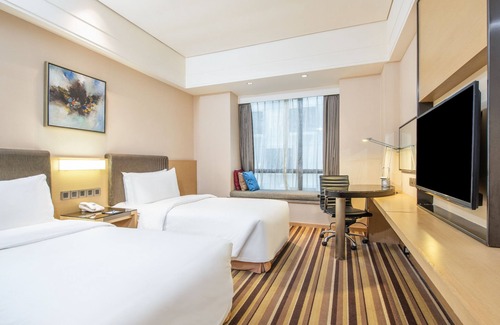 He Ping Hotel | Holiday Inn Express Shenyang Golden Corridor by IHG