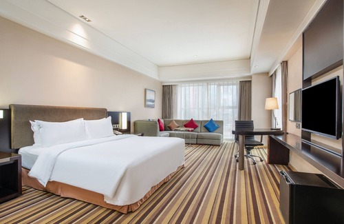 He Ping Hotel | Holiday Inn Express Shenyang Golden Corridor by IHG