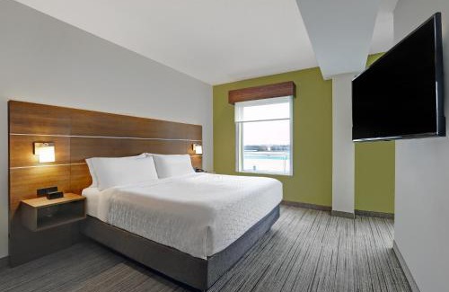 Port Elgin Hotel | Holiday Inn Express & Suites - Port Elgin