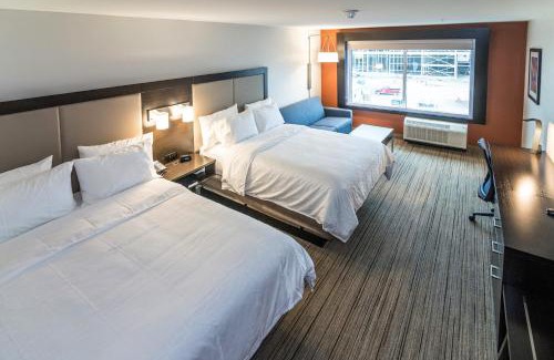 Allen Park Hotel | Holiday Inn Express & Suites Allen Park by IHG