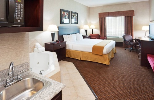 Carrollton Hotel | Holiday Inn Express & Suites Carrollton by IHG