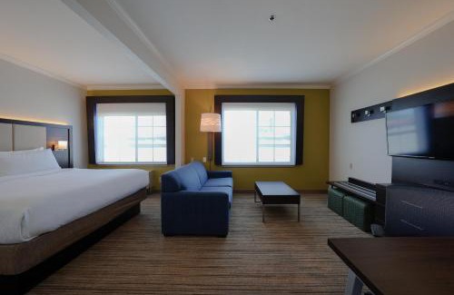 Santa Clara Hotel | Holiday Inn Express & Suites Santa Clara - Silicon Valley by IHG