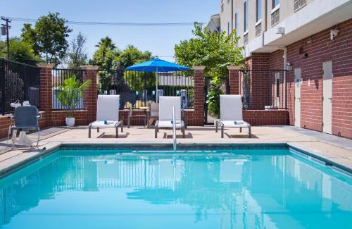 Arden-Arcade Hotel | Holiday Inn Express & Suites Sacramento NE Cal Expo by IHG