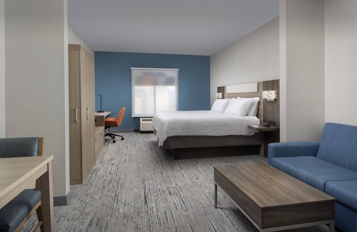 Clinton Hotel | Holiday Inn Express & Suites Knoxville-Clinton by IHG