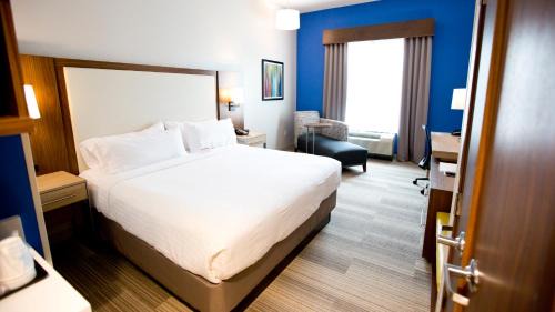 Barker Hotel | Holiday Inn Express & Suites Houston NW - Hwy 290 Cypress by IHG