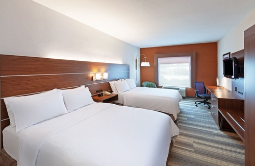 Jasper Hotel | Holiday Inn Express Suites Jasper by IHG