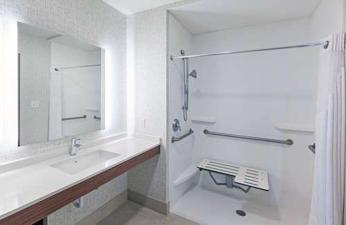 Jasper Hotel | Holiday Inn Express Suites Jasper by IHG