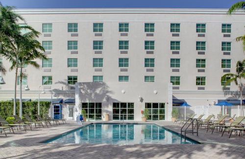 Three Lakes Hotel | Holiday Inn Express & Suites Miami Kendall by IHG