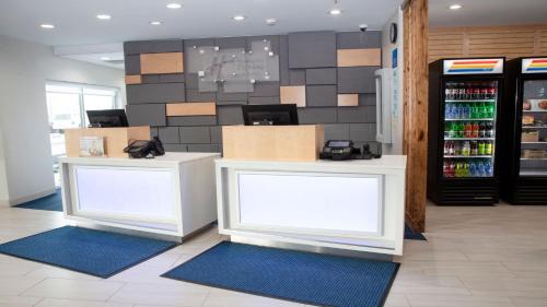 Marion Hotel | Holiday Inn Express & Suites - Marion by IHG