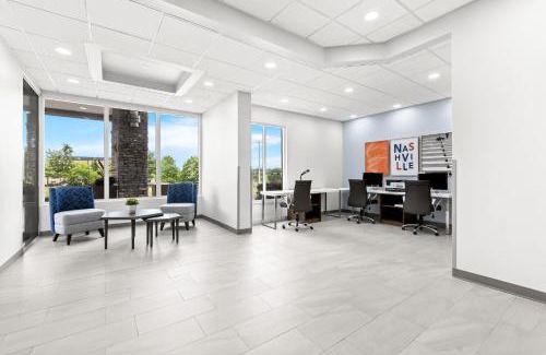 Hendersonville Hotel | Holiday Inn Express Nashville-Hendersonville by IHG