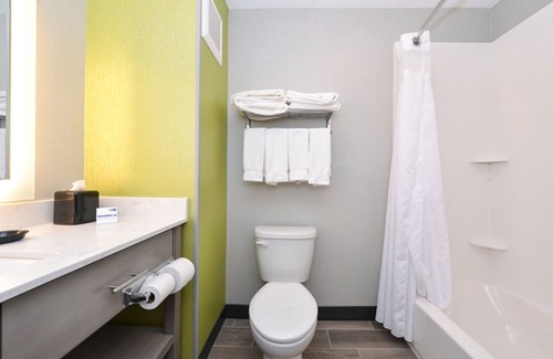 Shippensburg Hotel | Holiday Inn Express & Suites Shippensburg by IHG