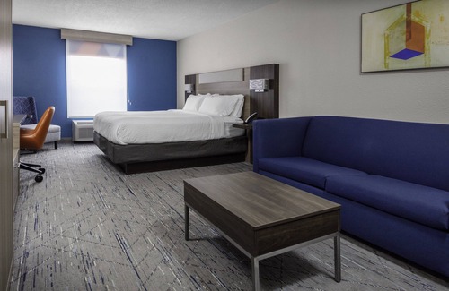 Kimball Hotel | Holiday Inn Express & Suites Kimball by IHG