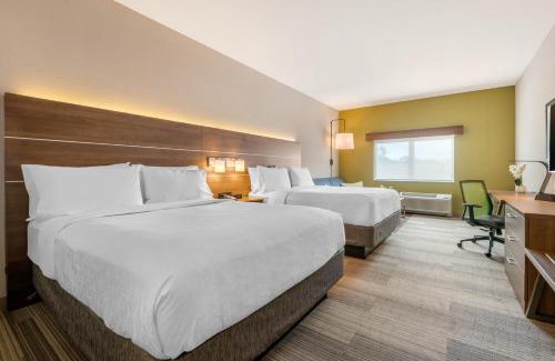 South Pinellas Community Council Hotel | Holiday Inn Express & Suites - St. Petersburg - Madeira Beach by IHG