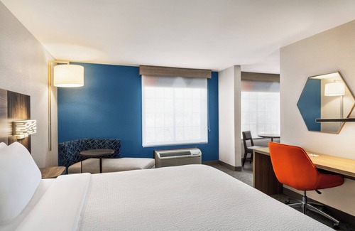 Washington Hotel | Holiday Inn Express Washington by IHG