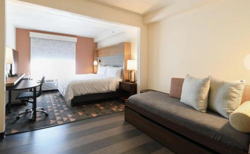 Fredericksburg Hotel | Holiday Inn Fredericksburg - Conference Center by IHG