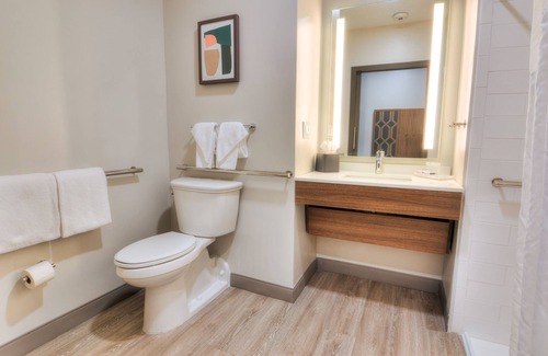Innovation District Hotel | Holiday Inn Gainesville - University Center by IHG